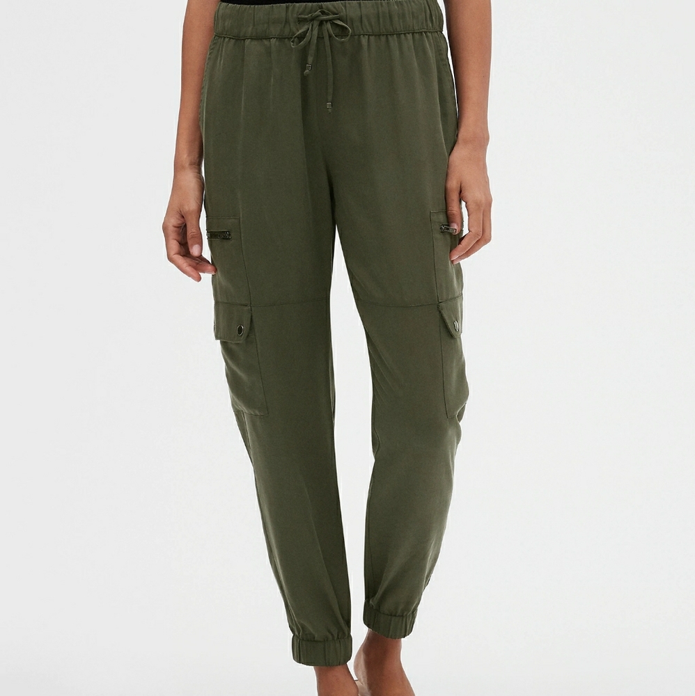 Tencel lightweight joggers